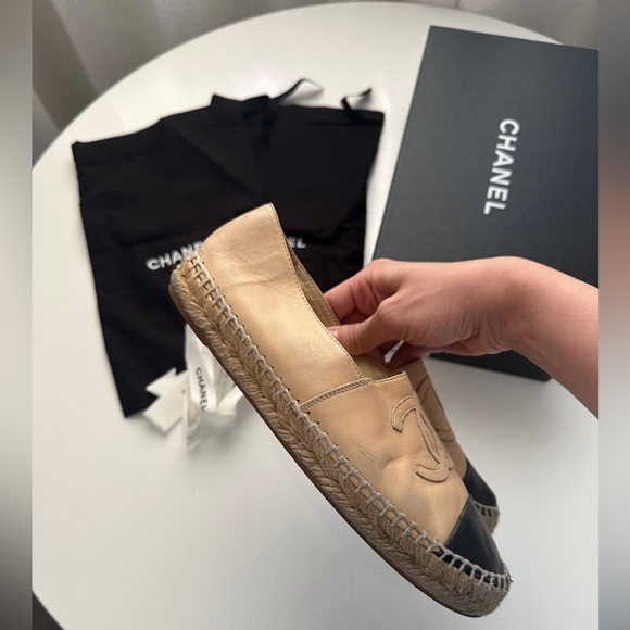 CHANEL Espadrilles Lambskin Beige & Black - Size 37 - Picture 7 of 7
